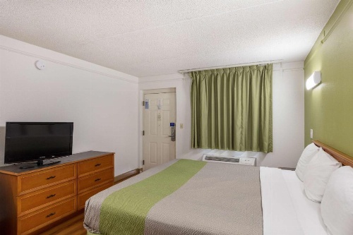 Motel 6-Knoxville, TN image 22